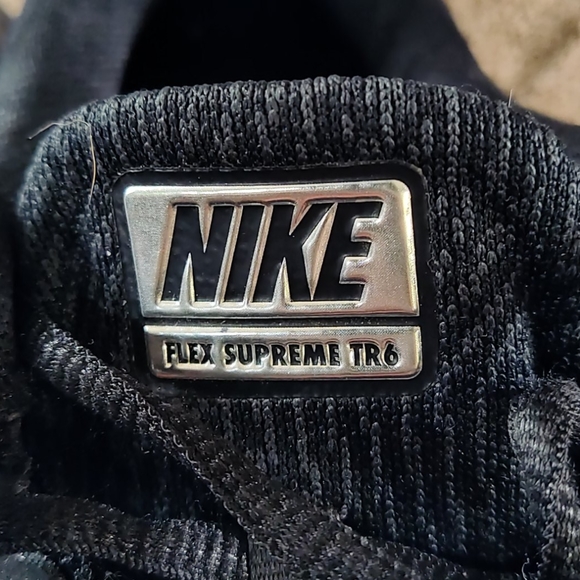 Nike Flex Sneakers - Picture 2 of 5